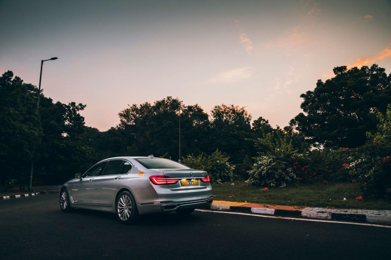 BMW 7 series side view